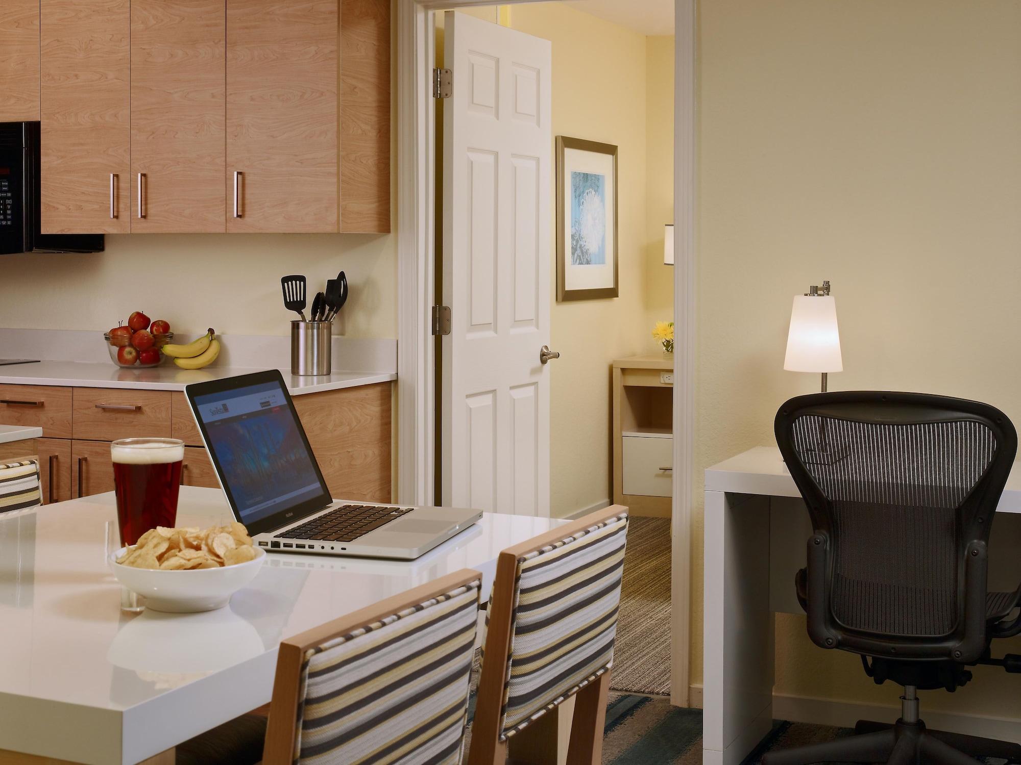 Staybridge Suites Boston - Burlington By Ihg Εξωτερικό φωτογραφία