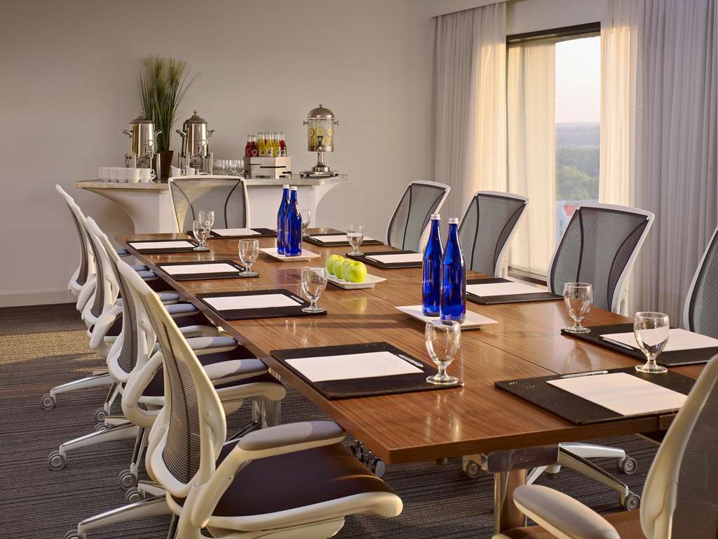 Staybridge Suites Boston - Burlington By Ihg Ανέσεις φωτογραφία